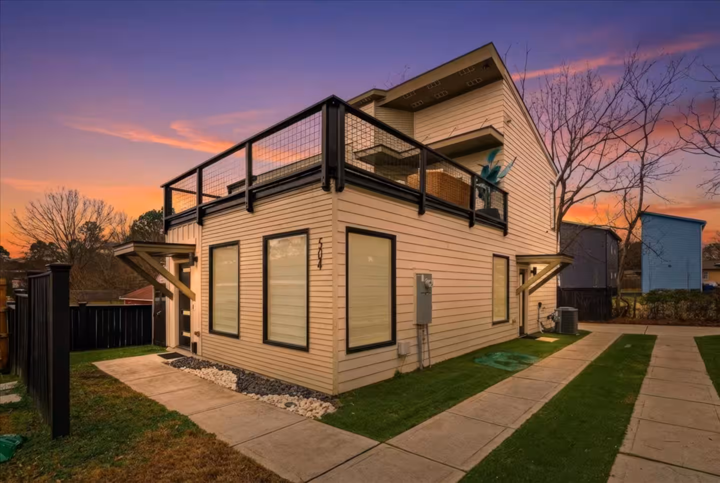 Front exterior of The Commonwealth, a Bello Homes managed short-term rental in Charlotte, NC
