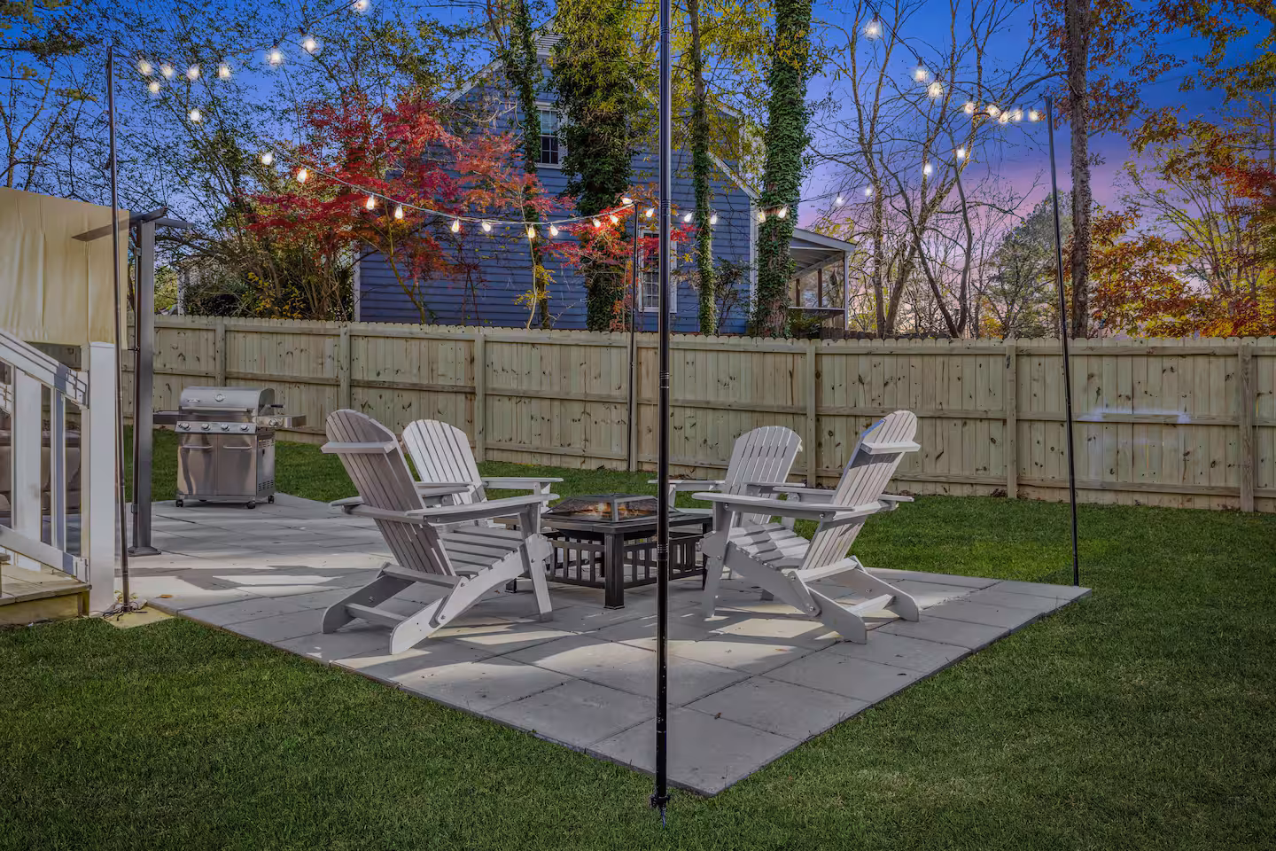 Backyard at the Setter, a Bello Homes managed short-term rental